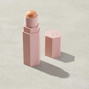 5/$35 BNIB Fenty Beauty match stix correcting skinstick in shade 03 peach